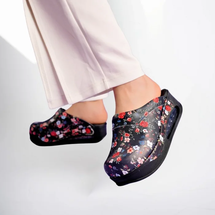 Siyah Çiçek Desenli Sabo Ortopedik Terlik