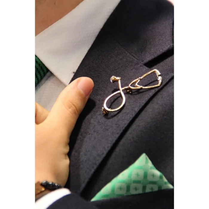 Gold Steteskop Doktor Aksesuar Broş