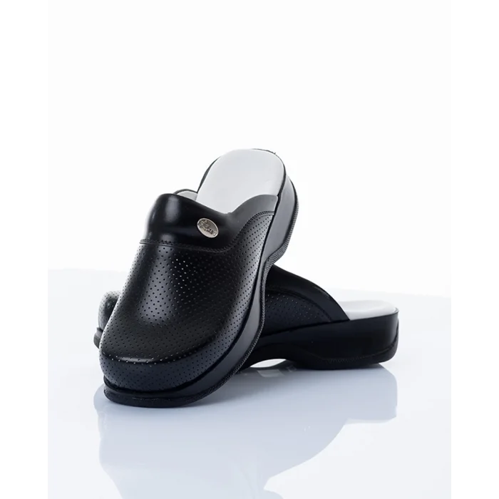 Sabo Classic Perforated Black Clog