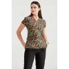 Colorful Skull Patterned Lycra Fabric Surgical Top V Neck Form