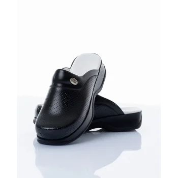 Sabo Classic Perforated Black Clog