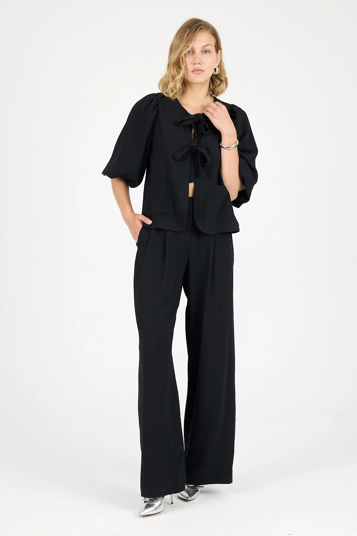 2J252202 KREP BAĞLAMALI CEKET SİYAH