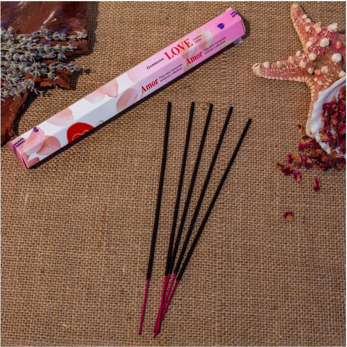 Darshan International Love (Aşk) Hexa 20li Çubuk Tütsü (1 Saate Kadar Yanma Süresi)