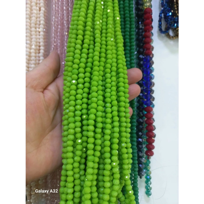 6 mm Açık Yeşil Kristaller