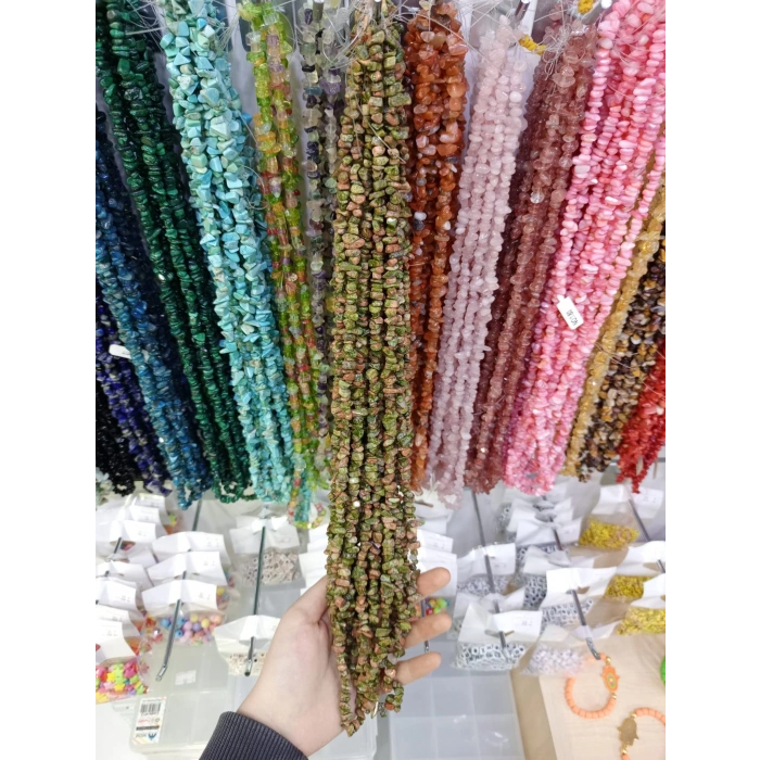 Unakit Kırıktaşlar