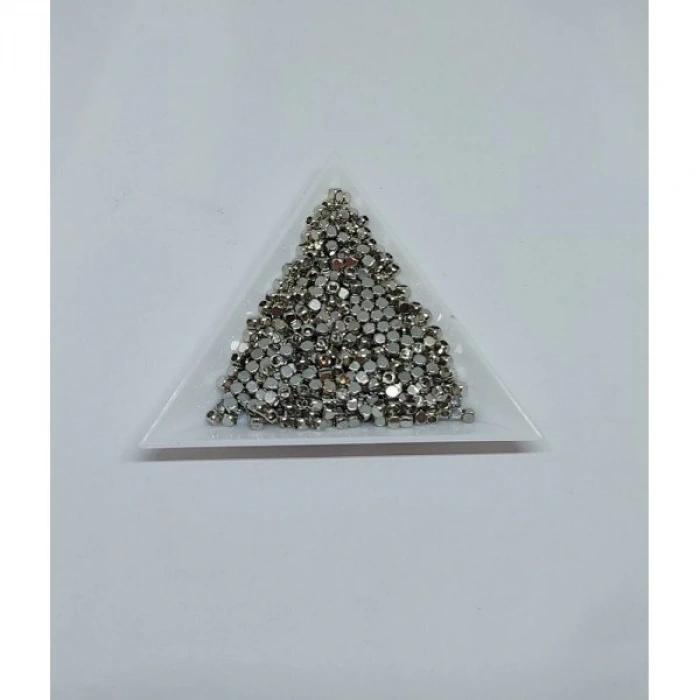 Altın ve Gümüş Küp Dorikalar 2 mm, Gramı