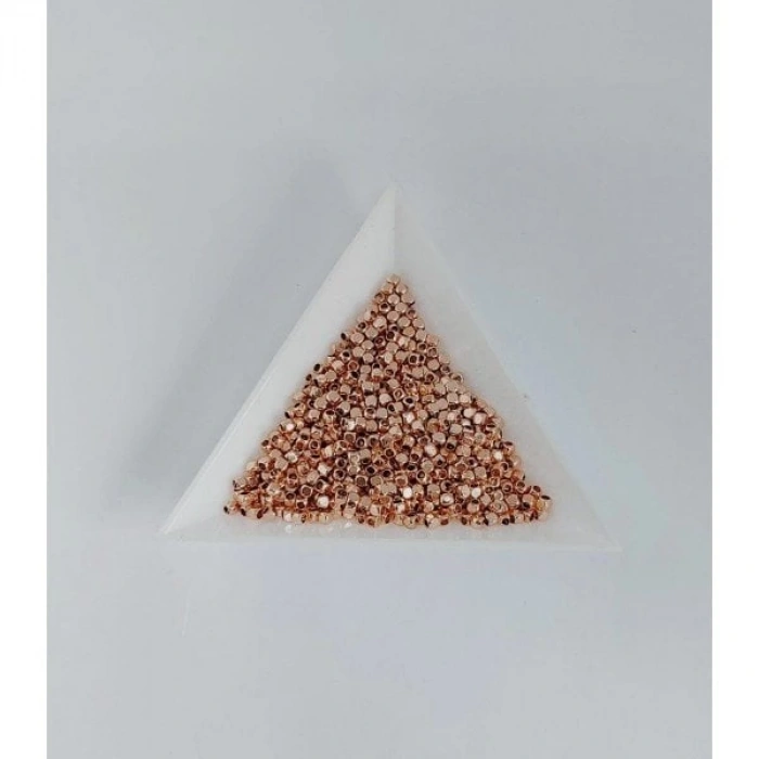 Altın ve Gümüş Küp Dorikalar 2 mm, Gramı