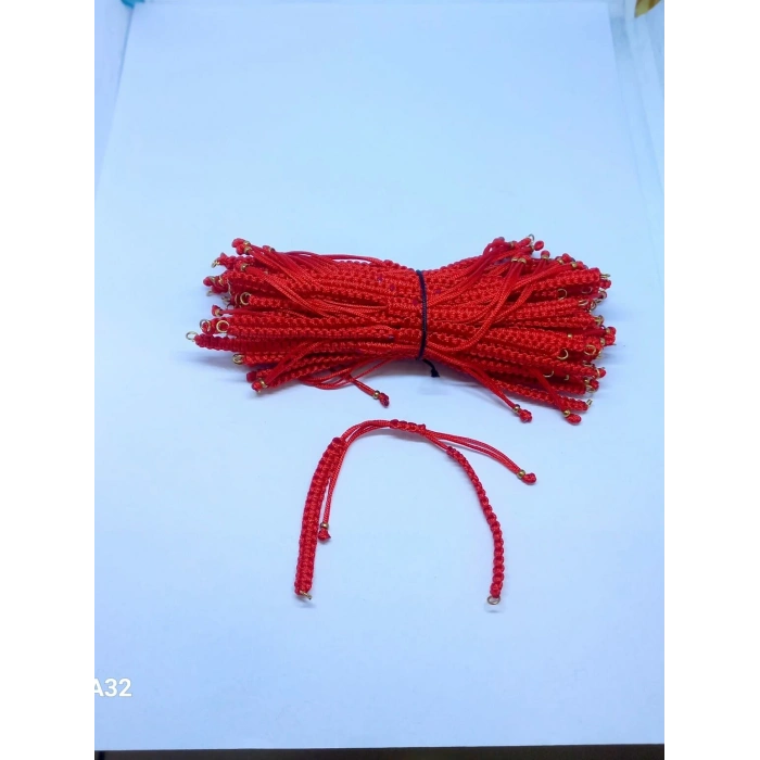 Bayrak Kırmızı Makrome Bileklik Asansör Kapamalar