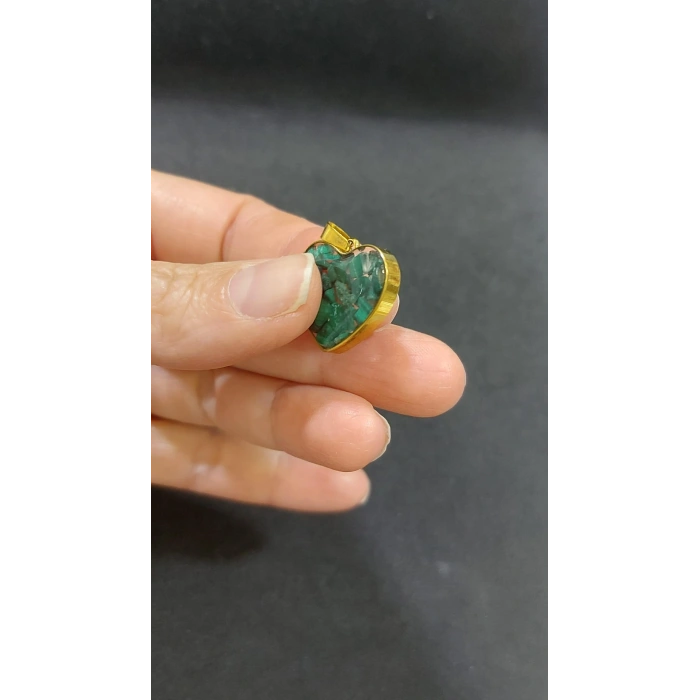 Doğaltaş Kalp Şeklinde Kolye Ucu, Çelik Çerçeveli , 25 mm