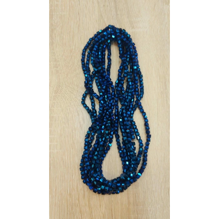 Küp Kristaller, Parlak Koyu Saks Mavisi, 4 mm, Dizisi