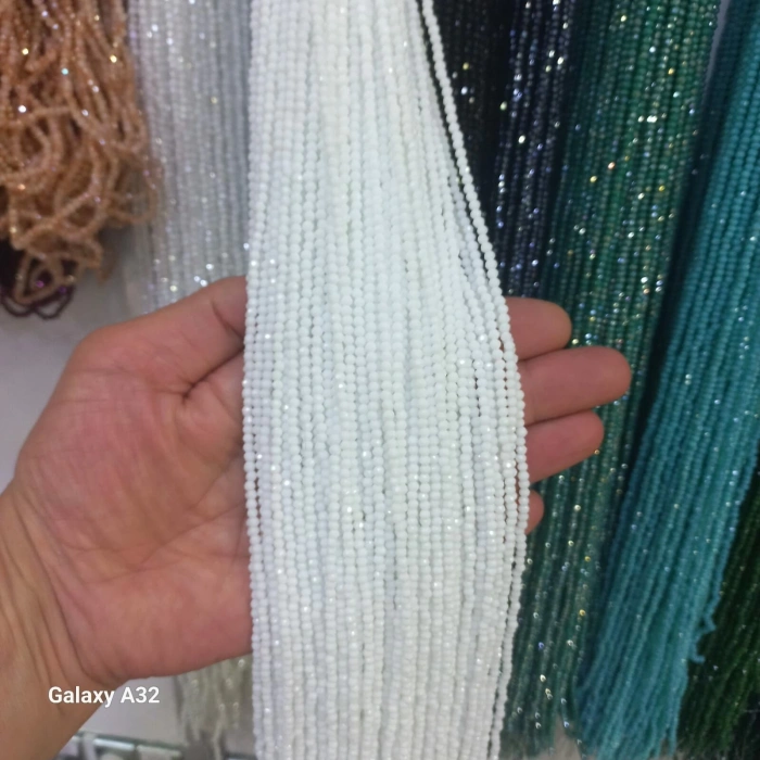 Opak Beyaz Kristaller, 2 mm