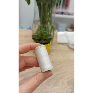 No : 1006 Kırık Beyaz Nylbond Boncuk İpleri