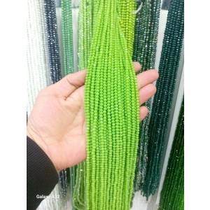 Opak Açık Fıstık Yeşili Kristaller , 4 mm