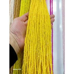 Opak Civciv Sarısı Kristaller , 4 mm