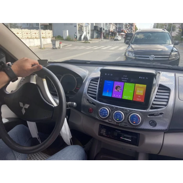 4GB RAM-64GB HAFIZA MİTSUBİSHİ L200 2015 MANUEL MULTİMEDİA EKRAN
