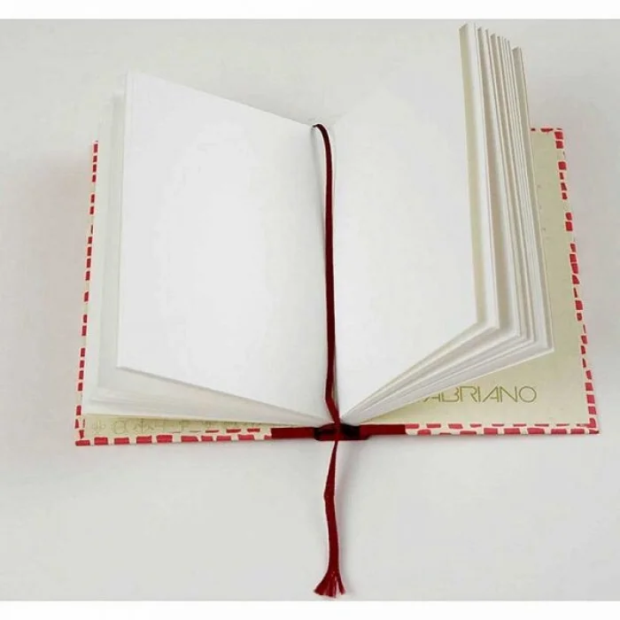 Fabriano Venezia Book Çok Amaçlı Eskiz Çizim Defteri 200 gr. 10x15 cm. 48 yaprak