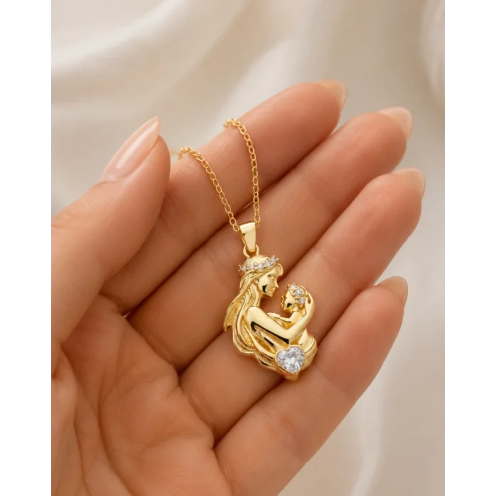 Gümüş Anne Bebek Figürlü Kalp Taşlı Gold Kolye