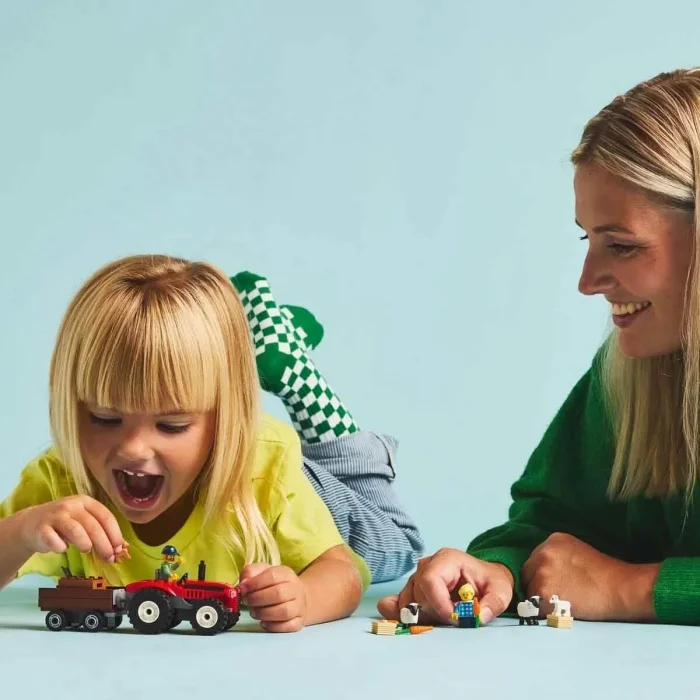 LEGO City Römorklu Kırmızı Çiftlik Traktörü ve Koyun 60461