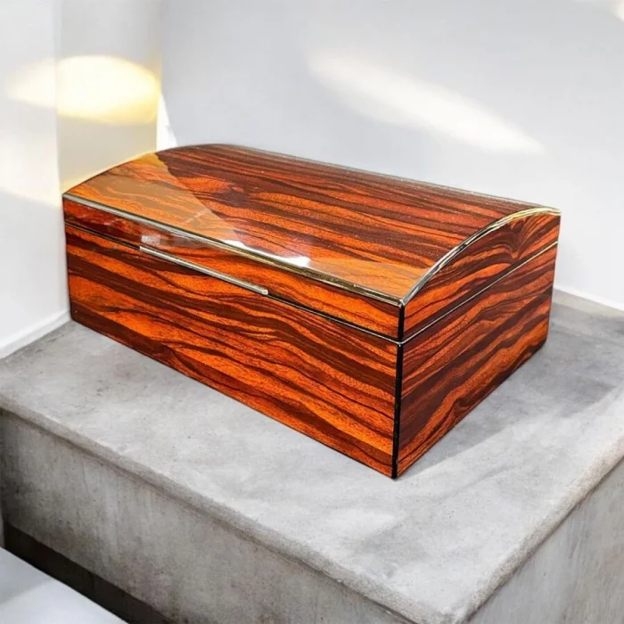 Lubinski İtaly Bombeli Humidor Puro Kutusu Maun 100s
