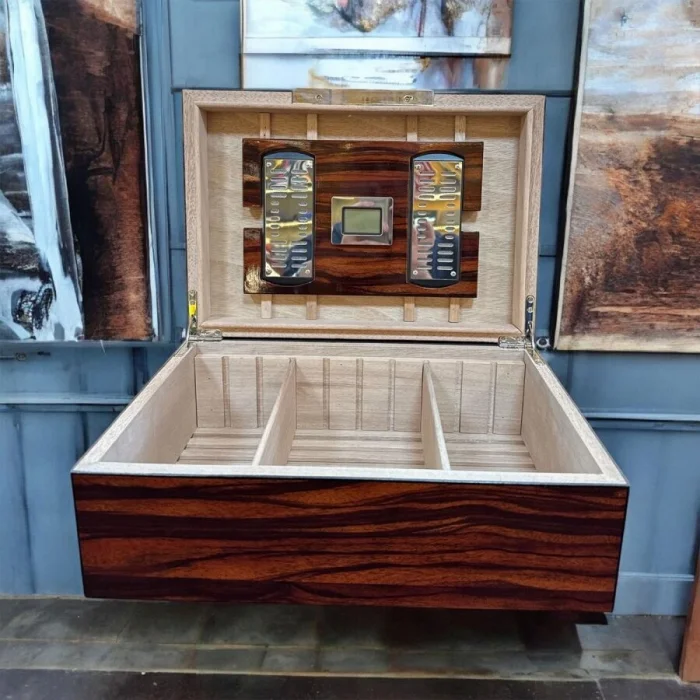 Lubinski İtaly Bombeli Humidor Puro Kutusu Maun 100s