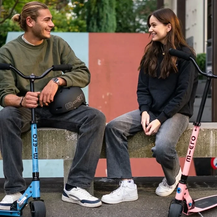 Micro Rocket Deluxe İki Tekerlerli Scooter Neon Rose
