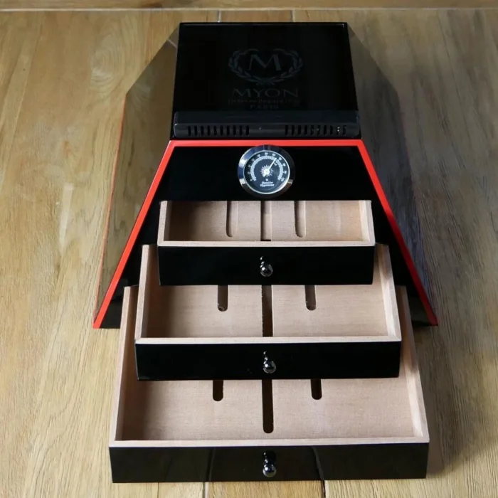 Myon Paris Pyramid Humidor Puro Kutusu Mat Siyah 50s