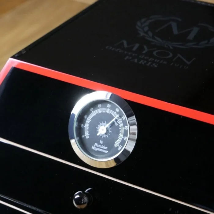Myon Paris Pyramid Humidor Puro Kutusu Mat Siyah 50s