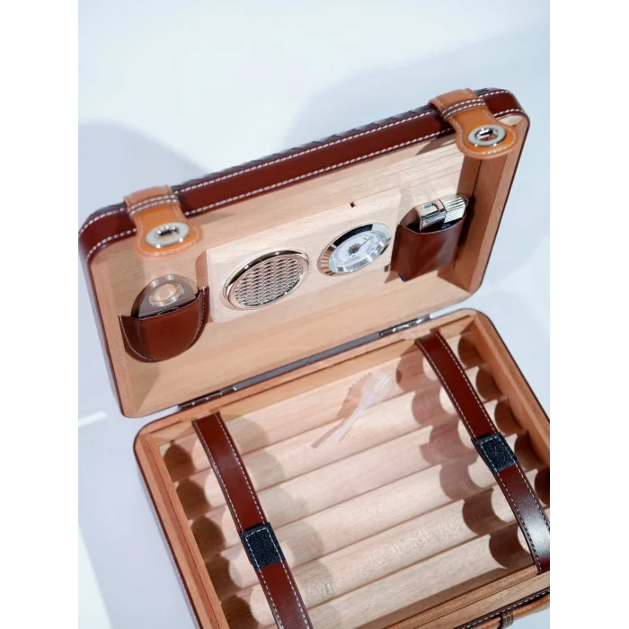 Parmida Siyah Deri Seyahat Humidoru Çantası PSH0108 - Parmida