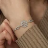 ​Gümüş Baget Taşlı Kar Tanesi Bileklik