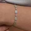 Gümüş Üçlü Baget Taşlı Kadın Bileklik
