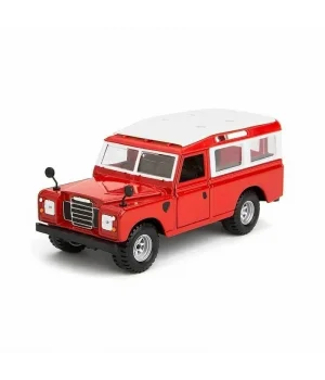 Bburago 1:24 Land Rover Series II Model Araba