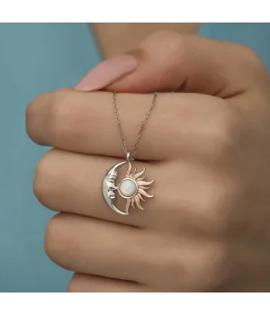 Gümüş Opal Beyaz Taşlı Ay Güneş Kadın Kolye
