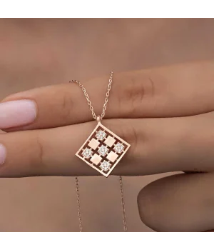 Gümüş Rose Dörtgen Zirkon Taşlı Kadın Kolye