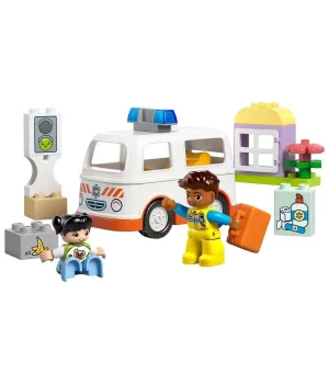 LEGO DUPLO Ambulans ve Sürücü 10447