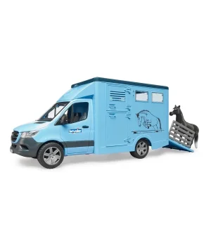 Mercedes Benz Sprinter At Nakil Aracı ve At
