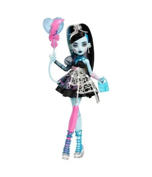 Monster High Doğum Günü Bebeği Frankie Stein
