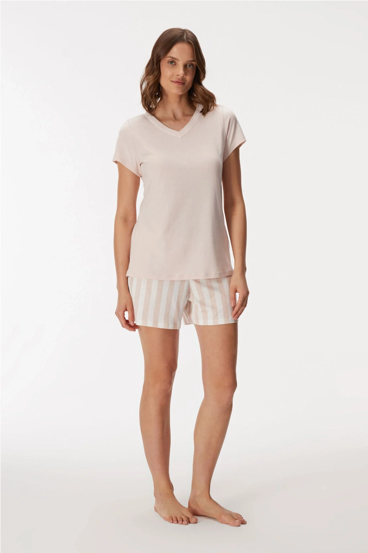 11407 Kadın T-Shirt ve Şort Takım