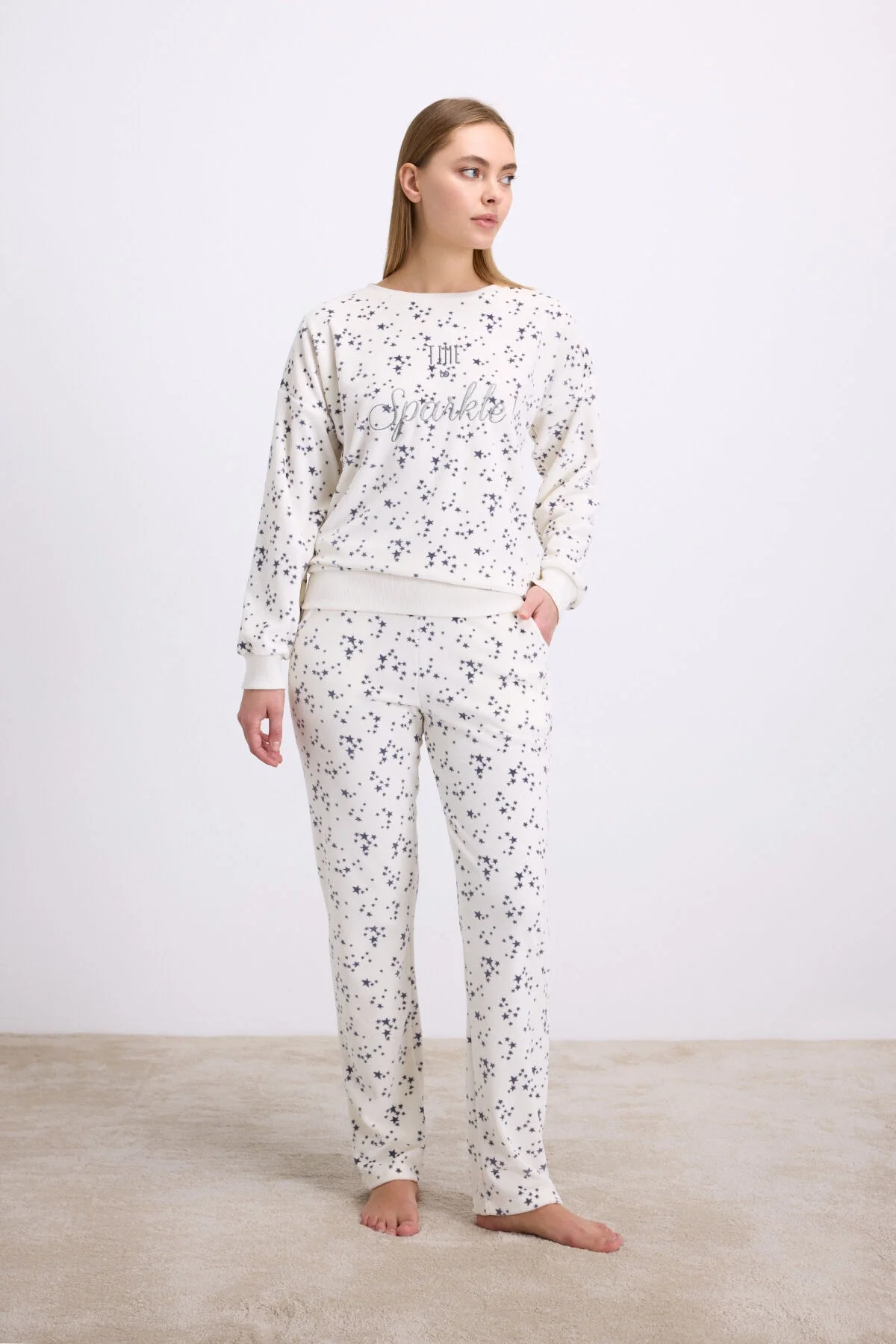 Anıl Kadın Yıldız Desenli Tencel Pamuklu Sweatshirt ve Pantolon Takımı (11592)