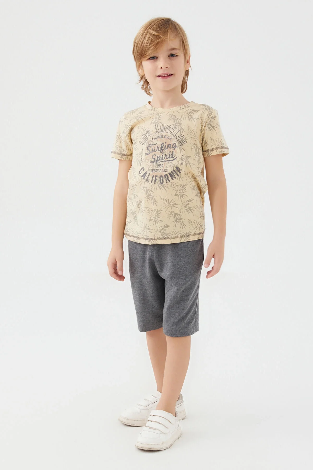 Arnetta Erkek Çocuk Krem Bermuda Takım