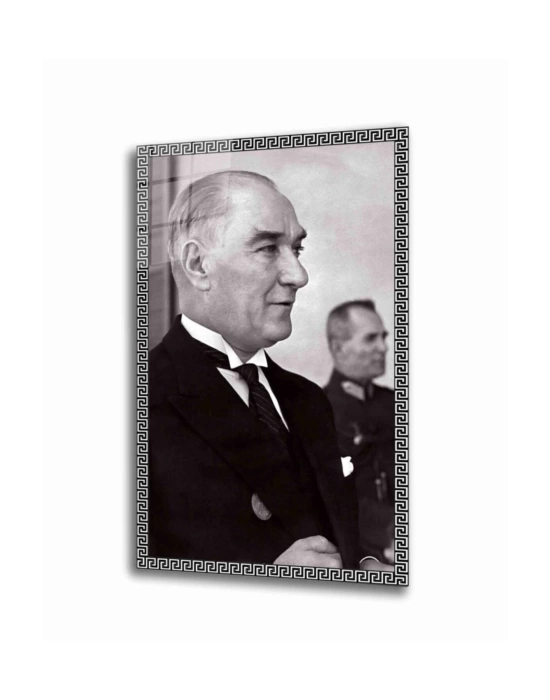 Atatürk Cam Tablo