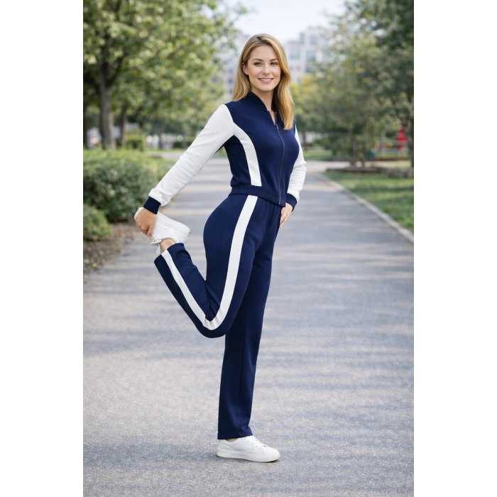 Kadın Fermuarlı Şerit Detaylı Eşofman Takımı  Bol Paça