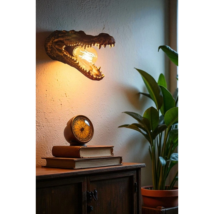 Timsah Figürlü Abajur- Aplik