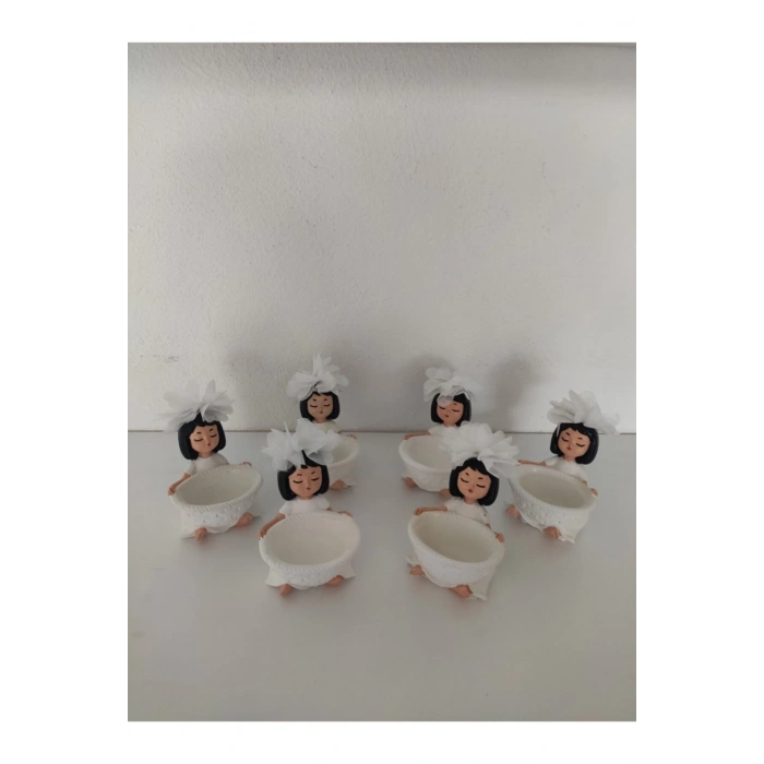 Beyaz Çicekli Lokumcu Kiz Biblo Kahve Yani Sunumluk Şekerlik