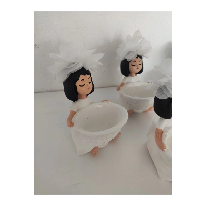 Beyaz Çicekli Lokumcu Kiz Biblo Kahve Yani Sunumluk Şekerlik