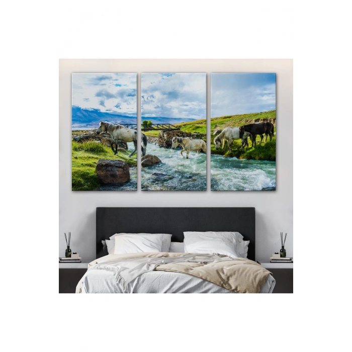 Dereden Geçen Atlar Manzaralı Dekoratif Kanvas Tablo 1169