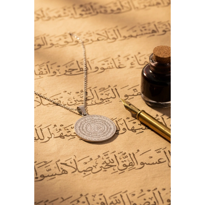 Hakkani Mührü ve Nalı Şerif Yazılı Gümüş Kaplama Çelik Kolye