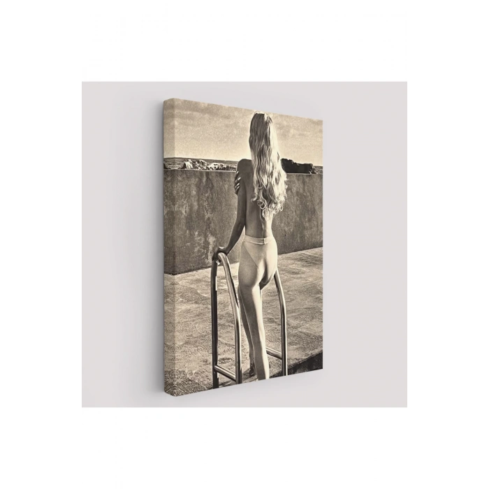 Helmut Newtonun Görülecek Bir Sergi Tablosu-6289