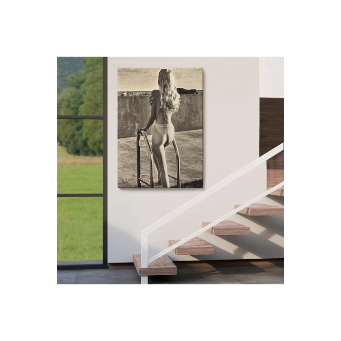 Helmut Newtonun Görülecek Bir Sergi Tablosu-6289