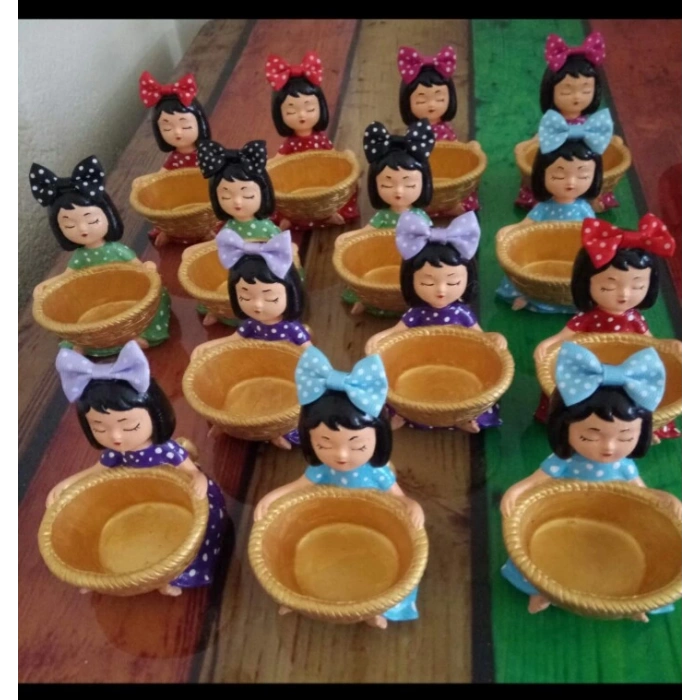 Kahve Yanı Sunumluk Lokumcu Kızlar  6 LI Set (karma renk)