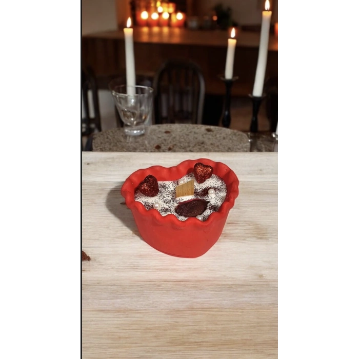 Kokulu Terapi Mum Afrodizyak ve Meyve Şöleni